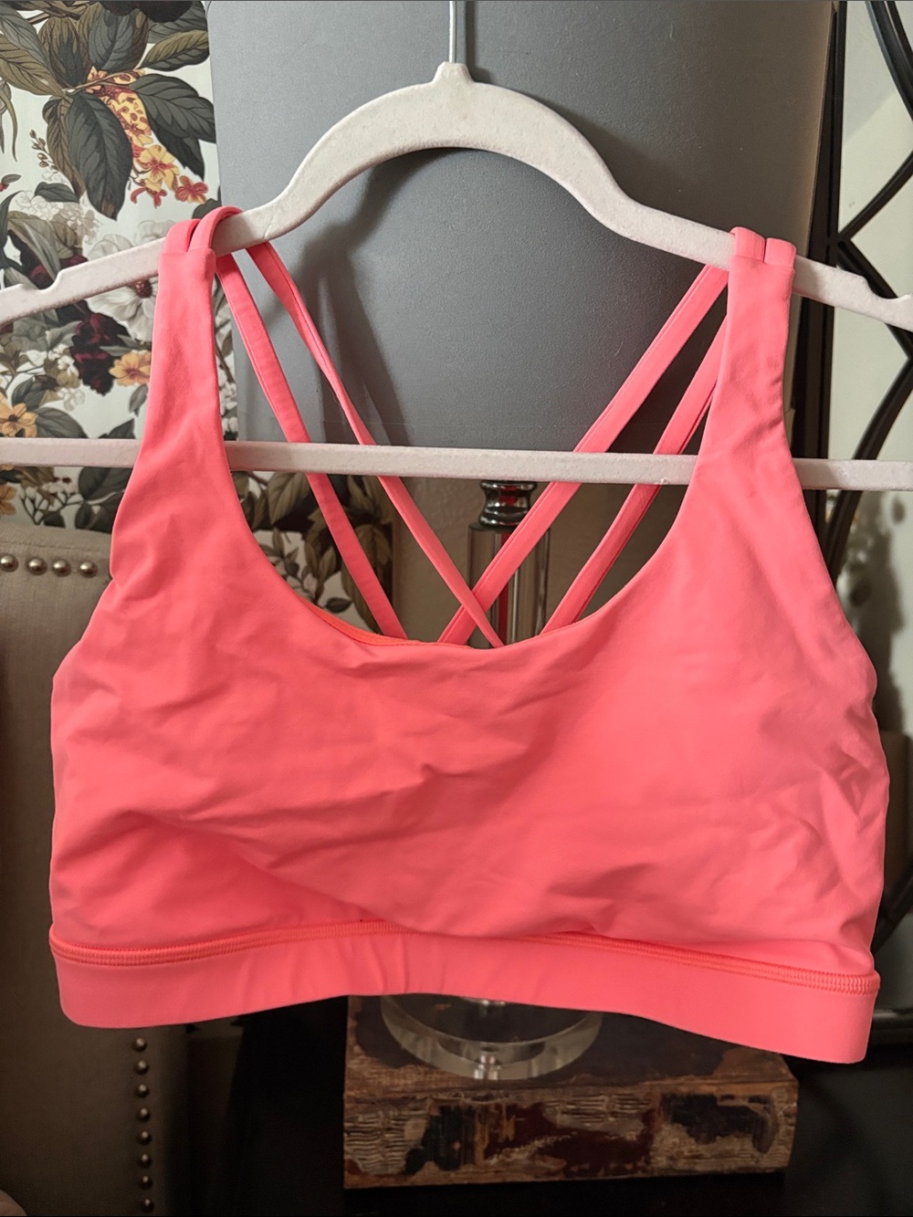 Lulu lemon 🍋 Women’s Coral Strappy Sports Bra
